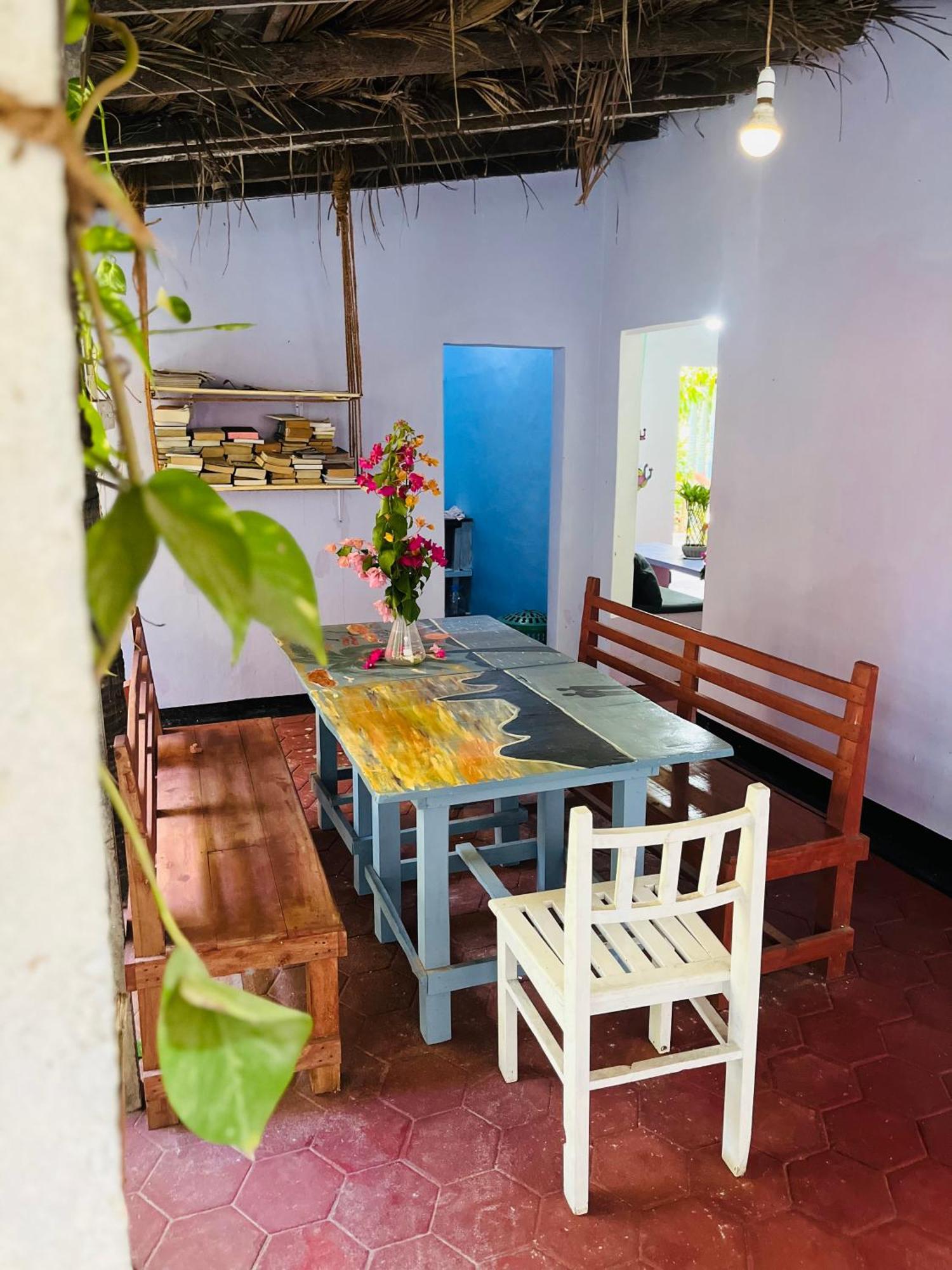 Lobster Inn Trincomalee Eksteriør bilde