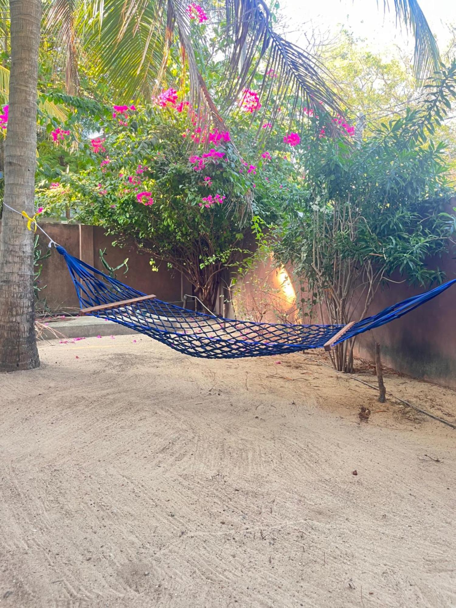 Lobster Inn Trincomalee Eksteriør bilde